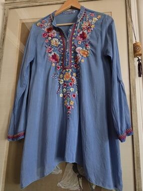 Johnny Was Simone Tunic Size Small
